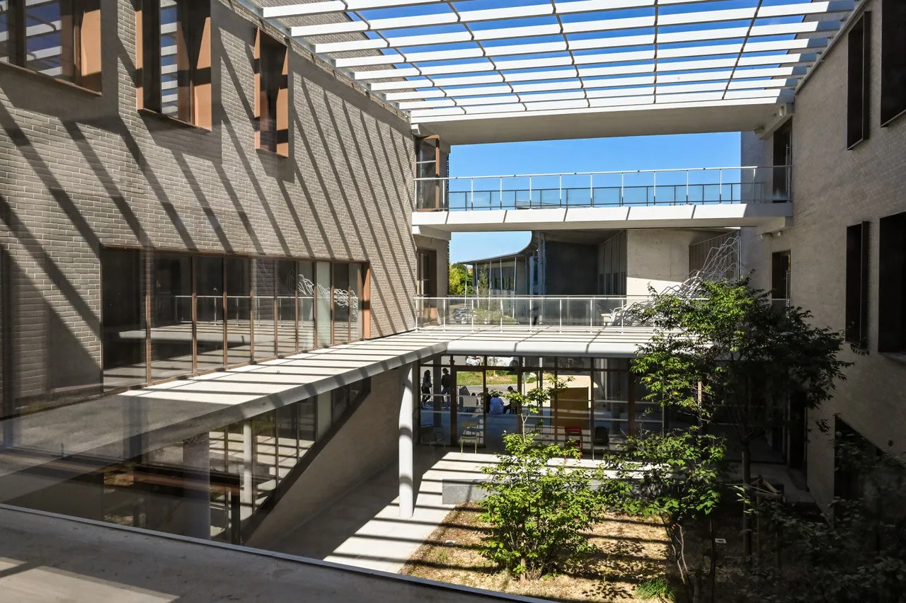 Inauguration du nouveau campus L'îlot des Savoirs
