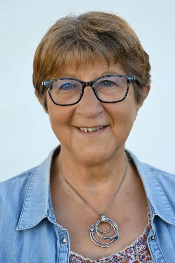 Catherine TSCHAMBSER