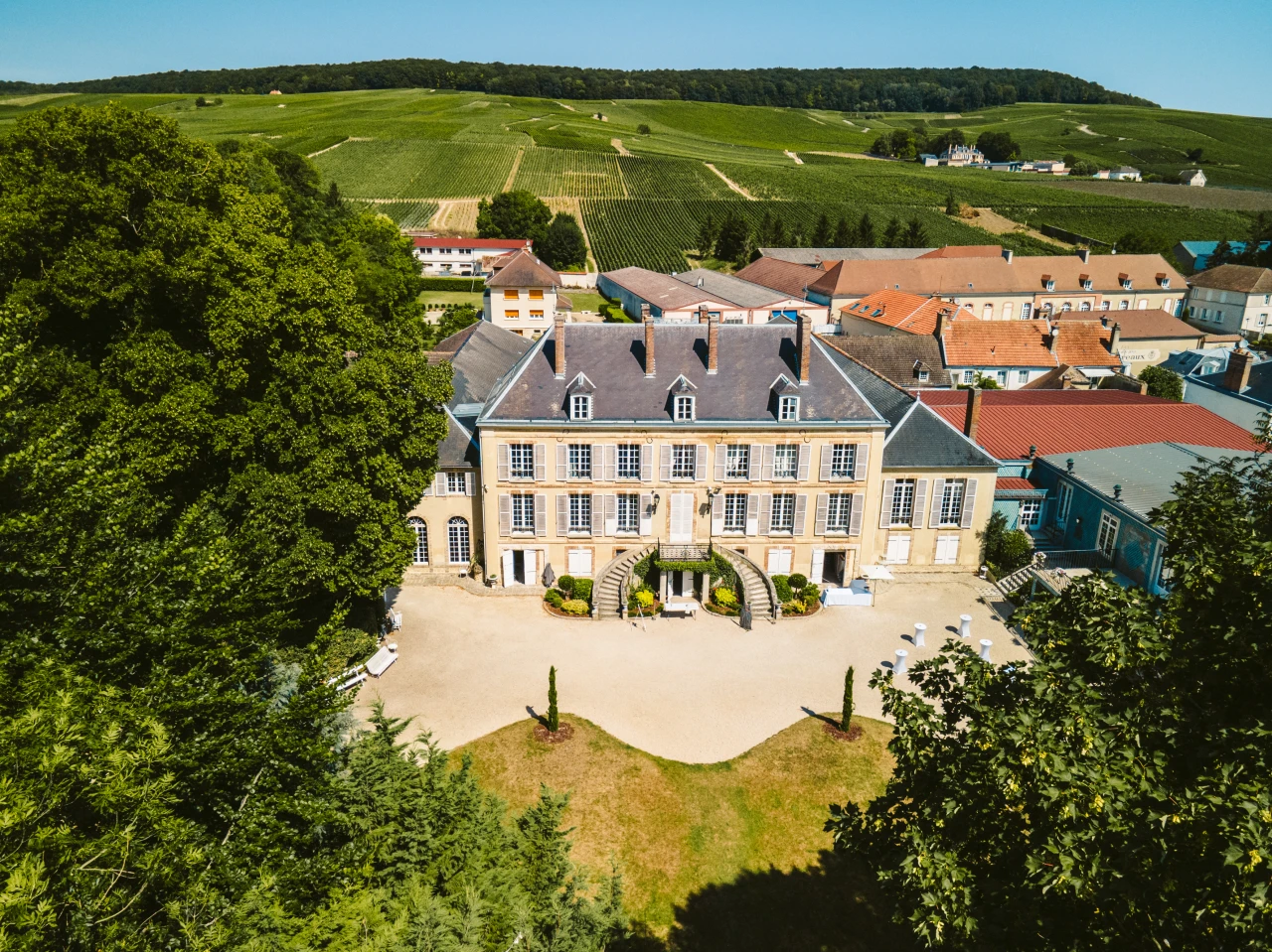 Le Château de Pierry - L'été au Château
