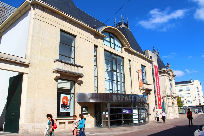 Stage théâtre d'ombre 